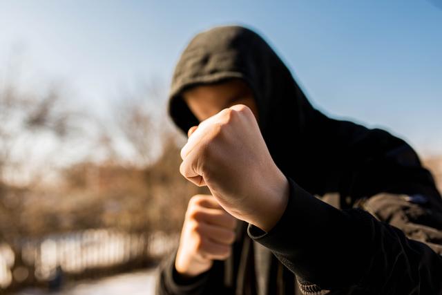 Man (31) die ex-vriendin mishandelde mag zich nog steeds niet in Kollumersweach vertonen